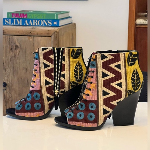 🩷Burberry - Porsum lace up peep toe booties - 41 (10) - Picture 2 of 15